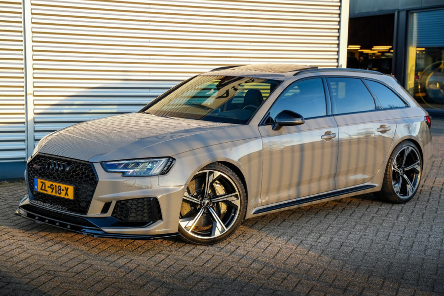Audi A4 Avant 2.9 TFSI RS 4 quattro Panoramadak Keramisch B&O Leer Cruise Camera CarPlay