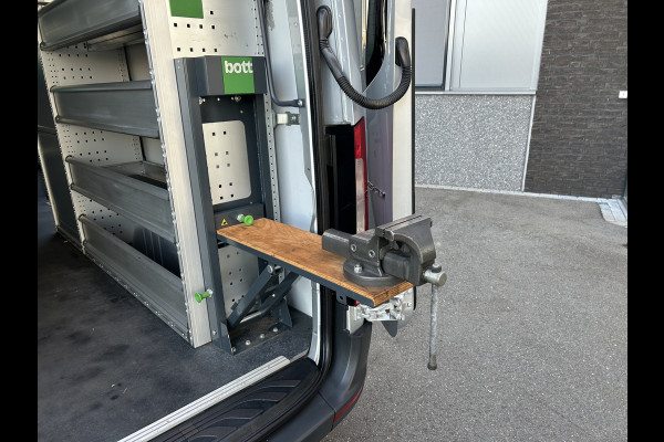 Mercedes-Benz Sprinter 315 CDI RWD L2 H1 BOTT Inrichting / 3500KG Trekhaak / MBUX 10.25 / Navigatie / Cruise control / Airco