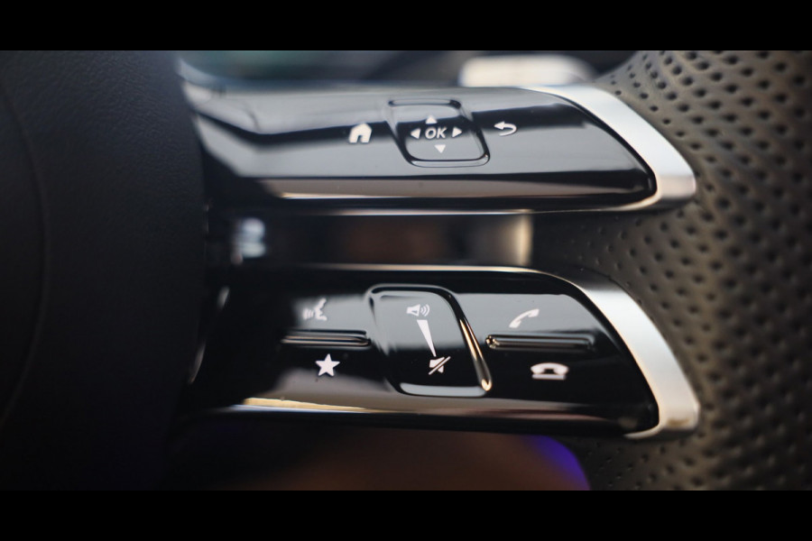 Mercedes-Benz E-Klasse 400 e 4MATIC AMG 53 Look / Hyperscreen / Massage / Burmester / Head Up / Luchtvering / Leder / Pano / 20 In