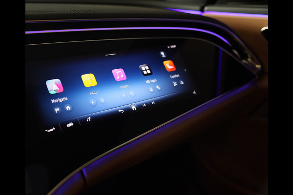 Mercedes-Benz E-Klasse 400 e 4MATIC AMG 53 Look / Hyperscreen / Massage / Burmester / Head Up / Luchtvering / Leder / Pano / 20 In