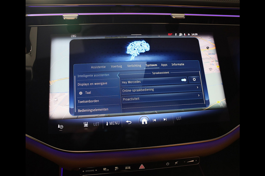 Mercedes-Benz E-Klasse 400 e 4MATIC AMG 53 Look / Hyperscreen / Massage / Burmester / Head Up / Luchtvering / Leder / Pano / 20 In