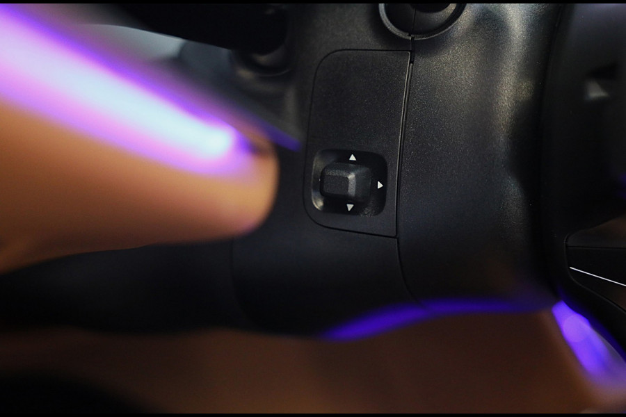 Mercedes-Benz E-Klasse 400 e 4MATIC AMG 53 Look / Hyperscreen / Massage / Burmester / Head Up / Luchtvering / Leder / Pano / 20 In