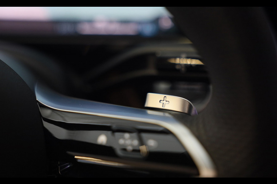 Mercedes-Benz E-Klasse 400 e 4MATIC AMG 53 Look / Hyperscreen / Massage / Burmester / Head Up / Luchtvering / Leder / Pano / 20 In