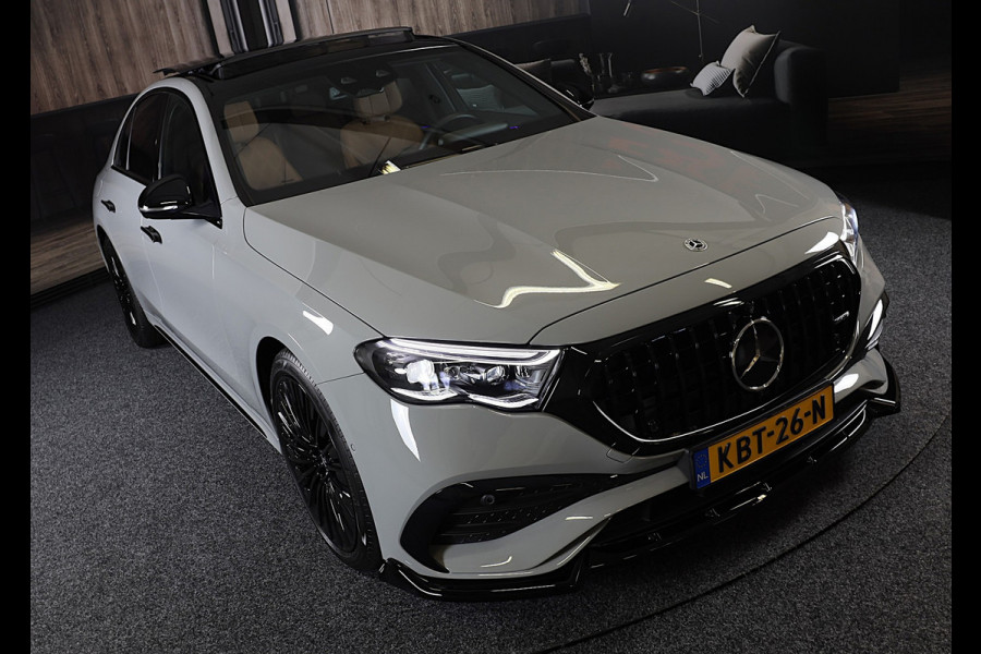 Mercedes-Benz E-Klasse 400 e 4MATIC AMG 53 Look / Hyperscreen / Massage / Burmester / Head Up / Luchtvering / Leder / Pano / 20 In