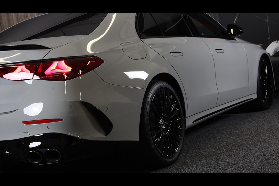Mercedes-Benz E-Klasse 400 e 4MATIC AMG 53 Look / Hyperscreen / Massage / Burmester / Head Up / Luchtvering / Leder / Pano / 20 In