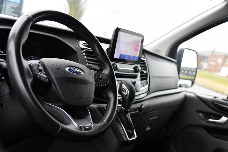 Ford Transit Custom 320 2.0 TDCI L2H1 Limited DC Black Edition Cruise, Carplay, Automaat, 130pk, Sensoren, 2 x Schuifdeur, Stoelverwarming, Uniek!