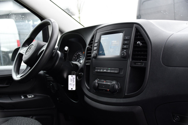 Mercedes-Benz Vito 116 CDI L2 PB Edition Camera, Cruise, Carplay, LED, Automaat, 164pk, Trekhaak, Stoelverwarming, Sensoren, Uniek!