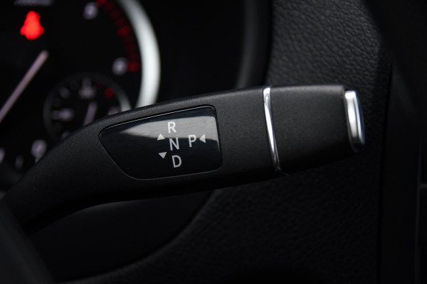 Mercedes-Benz Vito 116 CDI L2 PB Edition Camera, Cruise, Carplay, LED, Automaat, 164pk, Trekhaak, Stoelverwarming, Sensoren, Uniek!