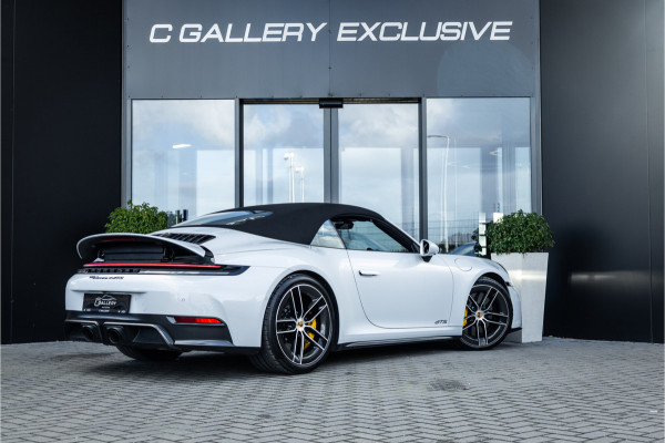 Porsche 911 Cabrio 3.0 Carrera 4 GTS - Sport Chrono + | Burmester | Lift | Stoelkoeling | 360 Camera