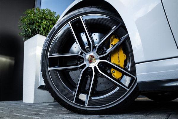 Porsche 911 Cabrio 3.0 Carrera 4 GTS - Sport Chrono + | Burmester | Lift | Stoelkoeling | 360 Camera