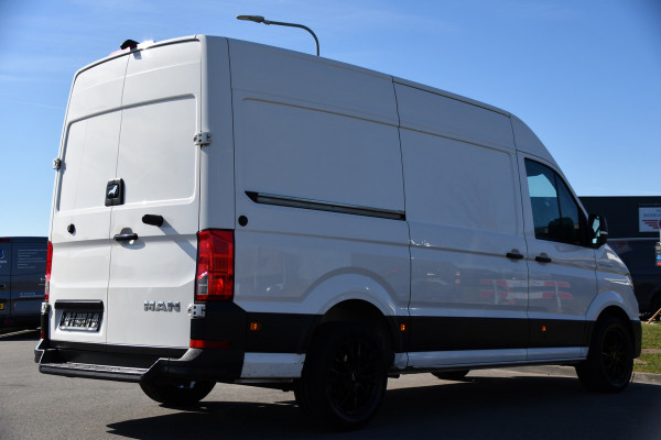 MAN TGE 30 2.0 L3H3 PB Edition Camera, Carplay, Automaat, LED, Automaat, 140pk, Multimedia, Uniek!