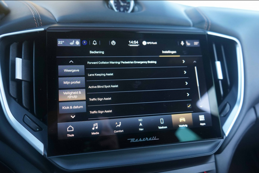 Maserati Ghibli 2.0 MHEV GranSport GT 330PK Pano/B&W/21"/Sport-seats/Full-Nero