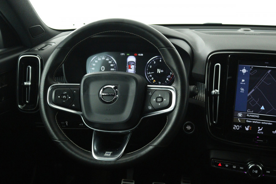Volvo XC40 1.5 T3 Inscription (PANORAMADAK, H&K AUDIO, CAMERA, STOEL/STUUR VERWARMING, ELEKTR STOELEN, NAVIGATIE, CRUISE CONTROL)