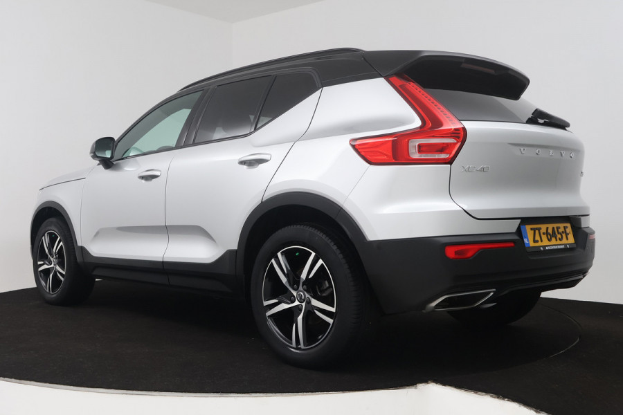 Volvo XC40 1.5 T3 Inscription (PANORAMADAK, H&K AUDIO, CAMERA, STOEL/STUUR VERWARMING, ELEKTR STOELEN, NAVIGATIE, CRUISE CONTROL)