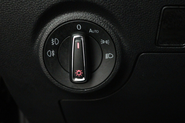 Seat Ibiza 1.0 TSI FR Business Intense (PANORAMADAK, DIGITALE COCKPIT, CARPLAY, ACHTERUITRIJCAMERA, SENSOREN)