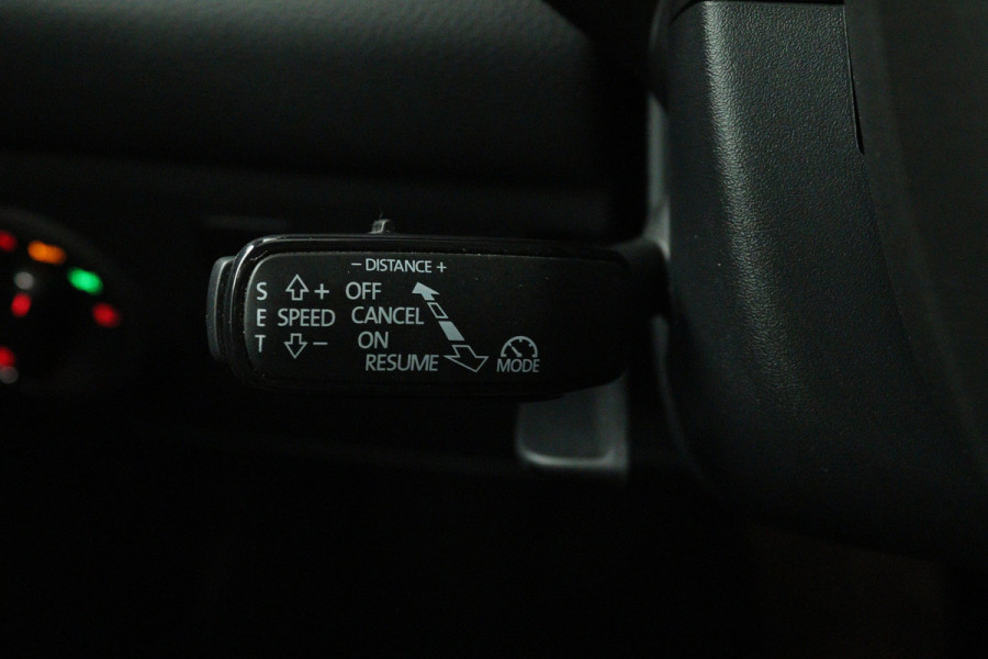 Seat Ibiza 1.0 TSI FR Business Intense (PANORAMADAK, DIGITALE COCKPIT, CARPLAY, ACHTERUITRIJCAMERA, SENSOREN)