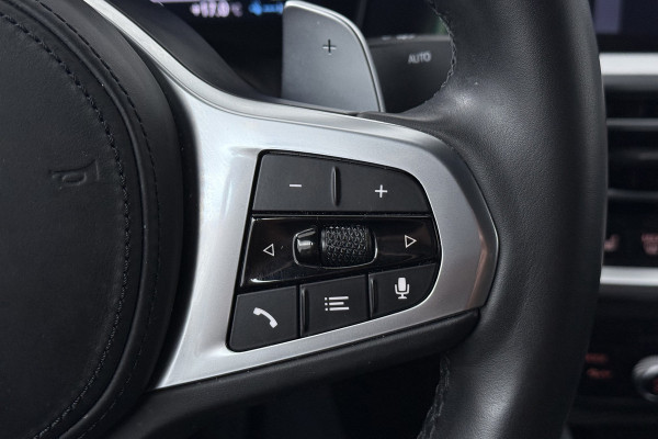 BMW 3-serie 330e eDrive Edition M Sport (HARMAN/KARDON, M-PAKKET, STOELVERWAMRING, DEALER ONDERHOUDEN)
