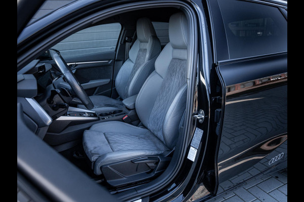 Audi A3 Sportback 35 TFSI edition one S-Line l Black-Edit. l Trekh. l RS-Seats l Matrix l 19'' l Apple Cplay