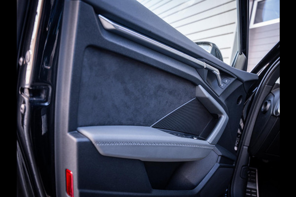 Audi A3 Sportback 35 TFSI edition one S-Line l Black-Edit. l Trekh. l RS-Seats l Matrix l 19'' l Apple Cplay