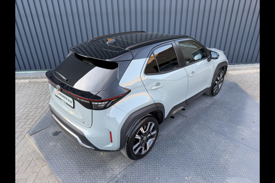 Toyota Yaris Cross 1.5 Hybrid 130 Launch Edition / Bi tone | Pano dak | Innovation Pack | Rijklaar!!