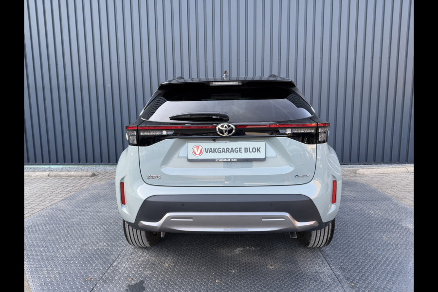 Toyota Yaris Cross 1.5 Hybrid 130 Launch Edition / Bi tone | Pano dak | Innovation Pack | Rijklaar!!