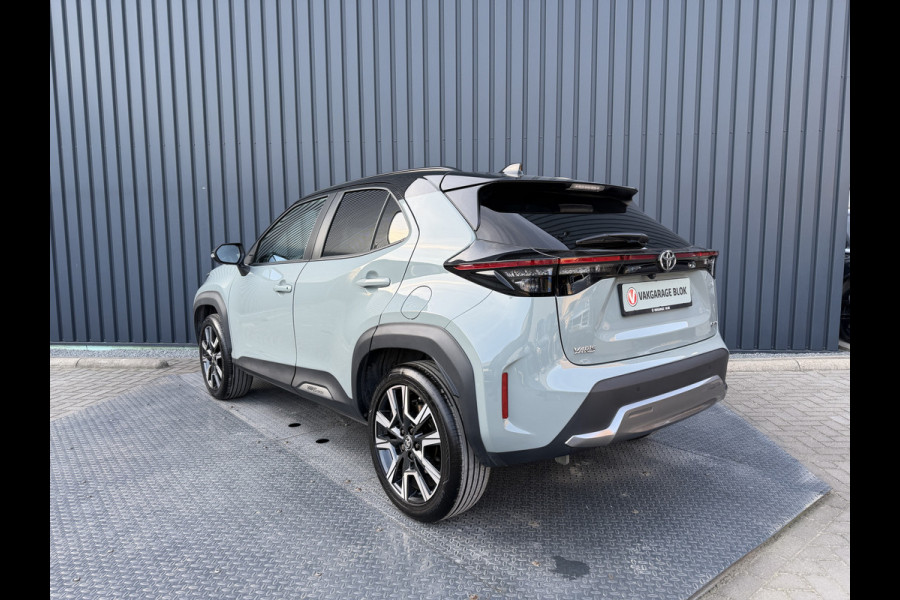 Toyota Yaris Cross 1.5 Hybrid 130 Launch Edition / Bi tone | Pano dak | Innovation Pack | Rijklaar!!