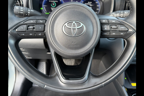 Toyota Yaris Cross 1.5 Hybrid 130 Launch Edition / Bi tone | Pano dak | Innovation Pack | Rijklaar!!
