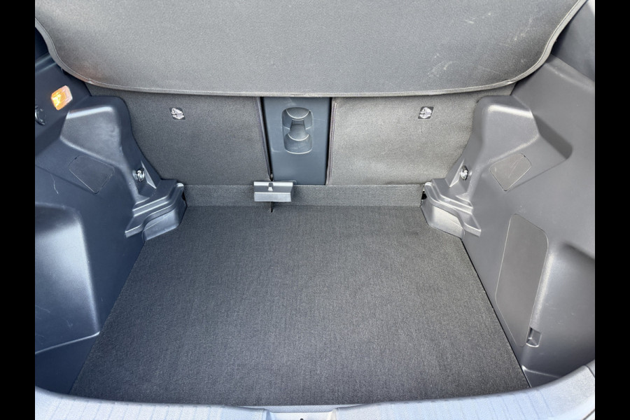 Toyota Yaris Cross 1.5 Hybrid 130 Launch Edition / Bi tone | Pano dak | Innovation Pack | Rijklaar!!