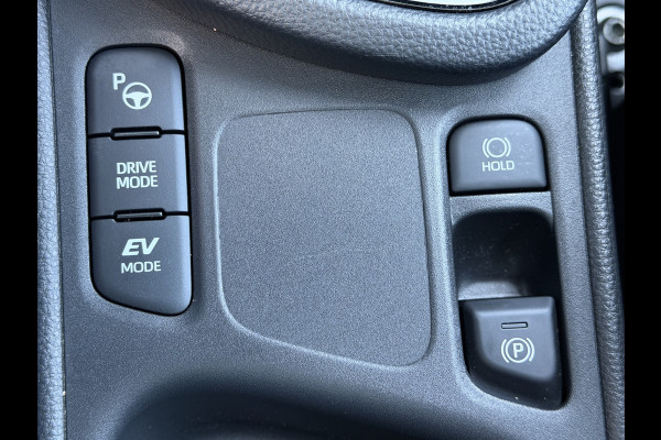 Toyota Yaris Cross 1.5 Hybrid 130 Launch Edition / Bi tone | Pano dak | Innovation Pack | Rijklaar!!