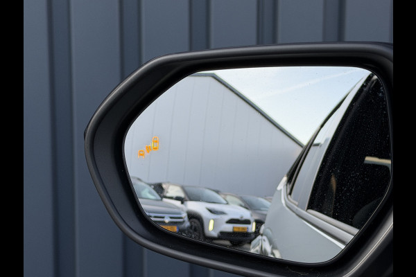 Toyota Yaris Cross 1.5 Hybrid 130 Launch Edition / Bi tone | Pano dak | Innovation Pack | Rijklaar!!