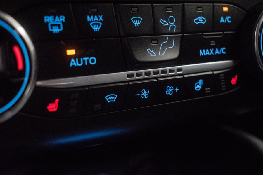 Ford FOCUS Wagon 1.0 EcoBoost Hybrid Titanium X Business [ B&O Digital Dash El Klep Stoelverw LED Camera Draadloos Telefoonlader ]