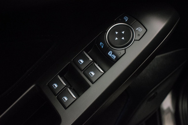 Ford FOCUS Wagon 1.0 EcoBoost Hybrid Titanium X Business [ B&O Digital Dash El Klep Stoelverw LED Camera Draadloos Telefoonlader ]