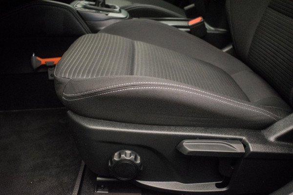 Ford FOCUS Wagon 1.0 EcoBoost Hybrid Titanium X Business [ B&O Digital Dash El Klep Stoelverw LED Camera Draadloos Telefoonlader ]