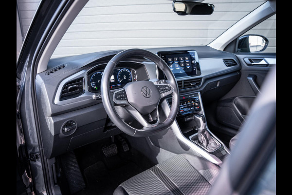 Volkswagen T-Roc 1.5 TSI Life - ACC l Apple Cplay l Camera l Navigatie