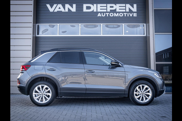 Volkswagen T-Roc 1.5 TSI Life - ACC l Apple Cplay l Camera l Navigatie