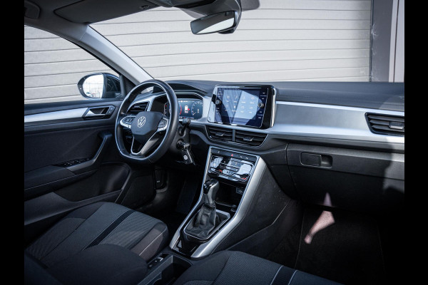 Volkswagen T-Roc 1.5 TSI Life - ACC l Apple Cplay l Camera l Navigatie
