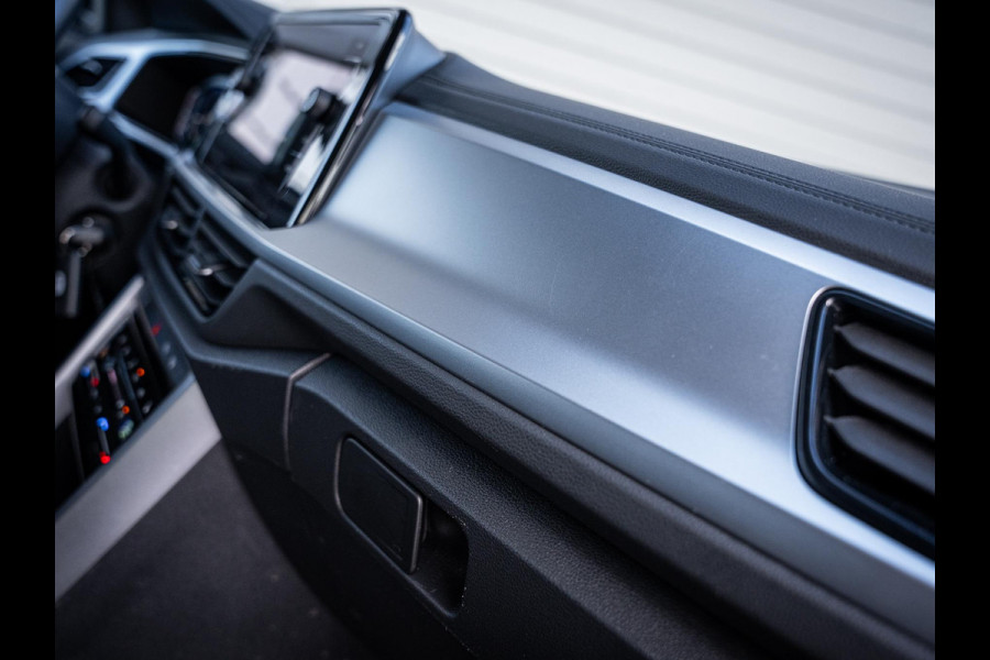 Volkswagen T-Roc 1.5 TSI Life - ACC l Apple Cplay l Camera l Navigatie