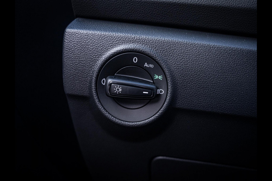 Volkswagen T-Roc 1.5 TSI Life - ACC l Apple Cplay l Camera l Navigatie