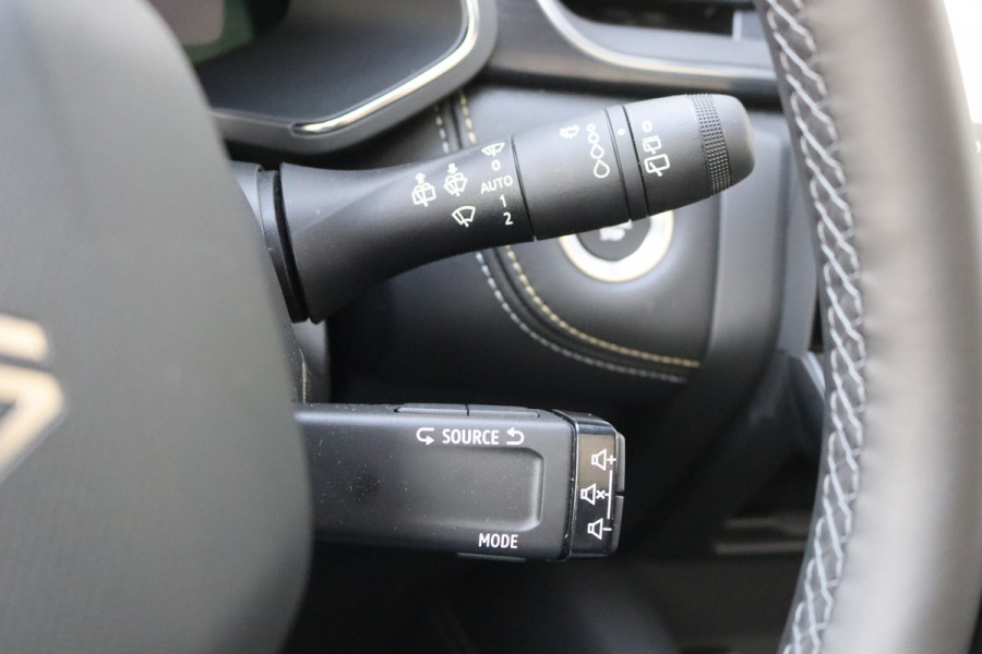 Renault Symbioz 1.6 E-Tech Hybrid 145PK Iconic Pano-dak/360-camera/Winter-pack/Elektr.-stoel/Elektr.-klep/Gr.-navigatie