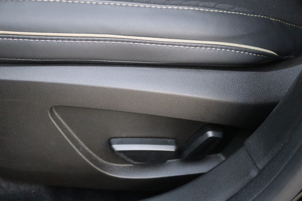 Renault Symbioz 1.6 E-Tech Hybrid 145PK Iconic Pano-dak/360-camera/Winter-pack/Elektr.-stoel/Elektr.-klep/Gr.-navigatie