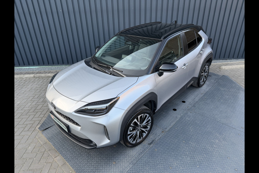 Toyota Yaris Cross 1.5 Hybrid 130 Executive / Bi tone | PREMIUM PACK!! | Rijklaar!!