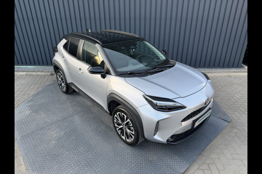 Toyota Yaris Cross 1.5 Hybrid 130 Executive / Bi tone | PREMIUM PACK!! | Rijklaar!!
