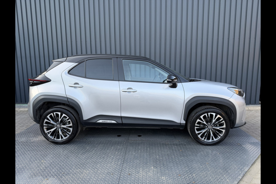 Toyota Yaris Cross 1.5 Hybrid 130 Executive / Bi tone | PREMIUM PACK!! | Rijklaar!!