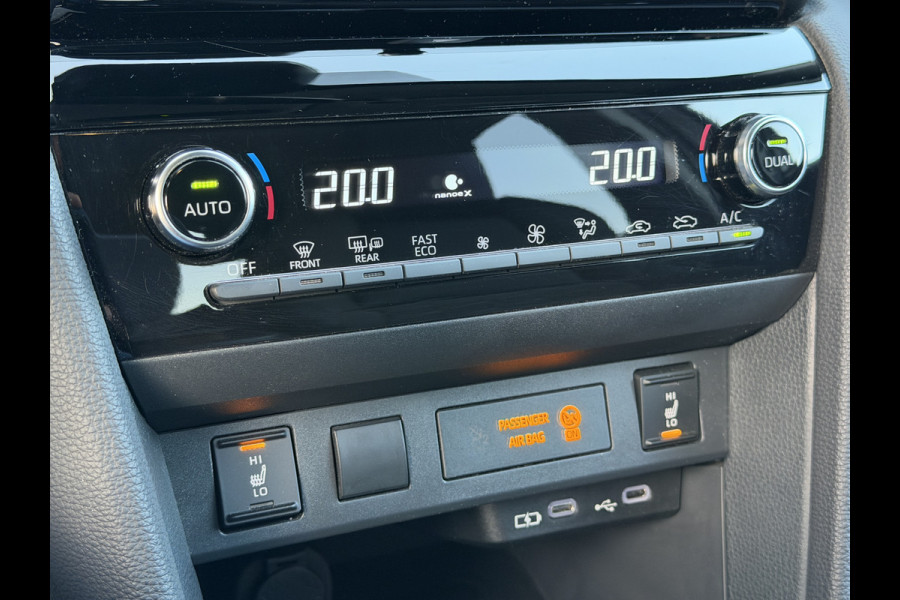 Toyota Yaris Cross 1.5 Hybrid 130 Executive / Bi tone | PREMIUM PACK!! | Rijklaar!!