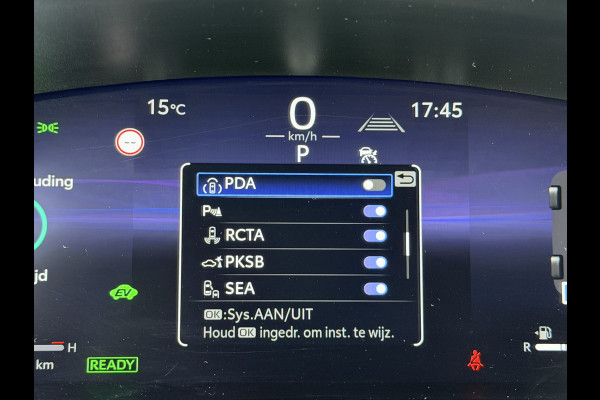 Toyota Yaris Cross 1.5 Hybrid 130 Executive / Bi tone | PREMIUM PACK!! | Rijklaar!!