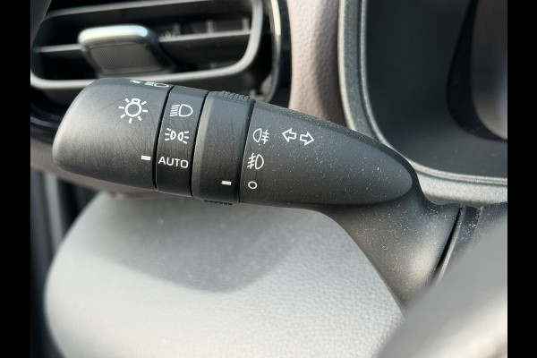 Toyota Yaris Cross 1.5 Hybrid 130 Executive / Bi tone | PREMIUM PACK!! | Rijklaar!!