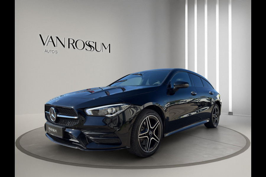 Mercedes-Benz CLA-Klasse Shooting Brake 250 e AMG Line | Panoramadak | Stoelverw | Elektr.Klep | Apple | Camera |