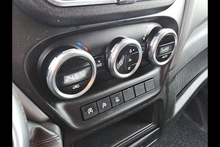 Iveco Daily 35S14V 2.3 352 L3H2 ac automaat EURO6 LED trekhaak 3500 kg