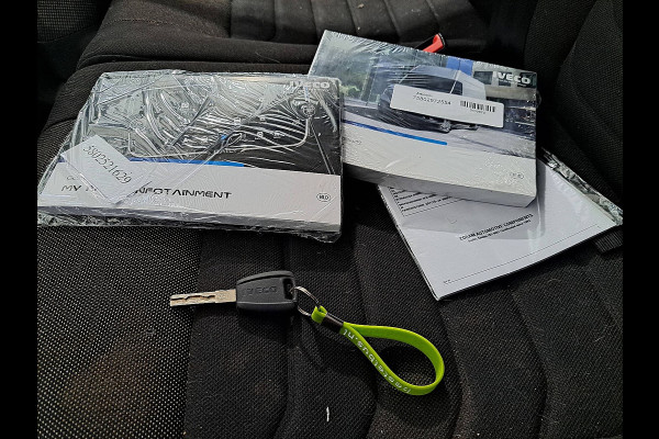 Iveco Daily 35S14V 2.3 352 L3H2 ac automaat EURO6 LED trekhaak 3500 kg