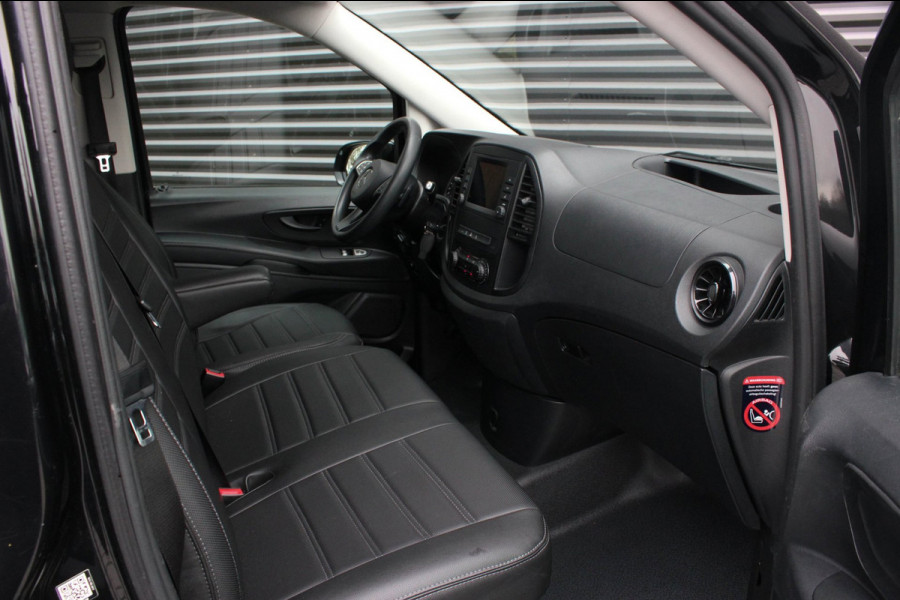 Mercedes-Benz Vito 136PK JB-EDITION FULL BLACK / AMG / SPOILER /VERLAGINGSVEREN / NAVIGATIE / SIDE-BARS / TREKHAAK / CRUISECRONTOL